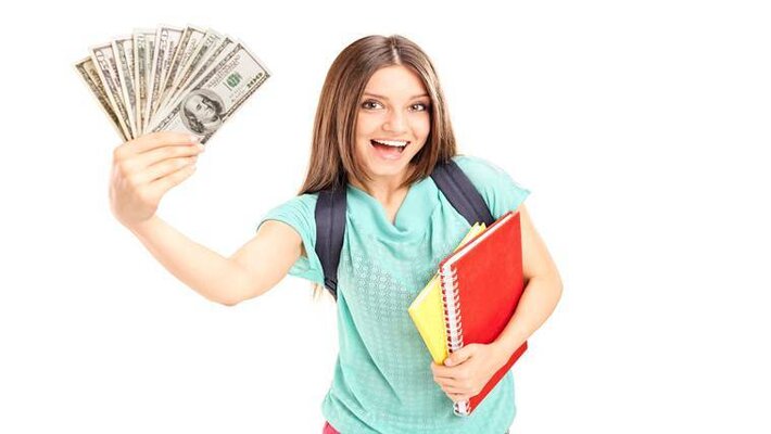 Innovative Ways for Students to Earn While Studying Innovative Ways for Students to Earn While Studying
