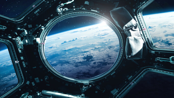 Understanding Space Colonization from a Pragmatic Point of View Understanding Space Colonization from a Pragmatic Point of View